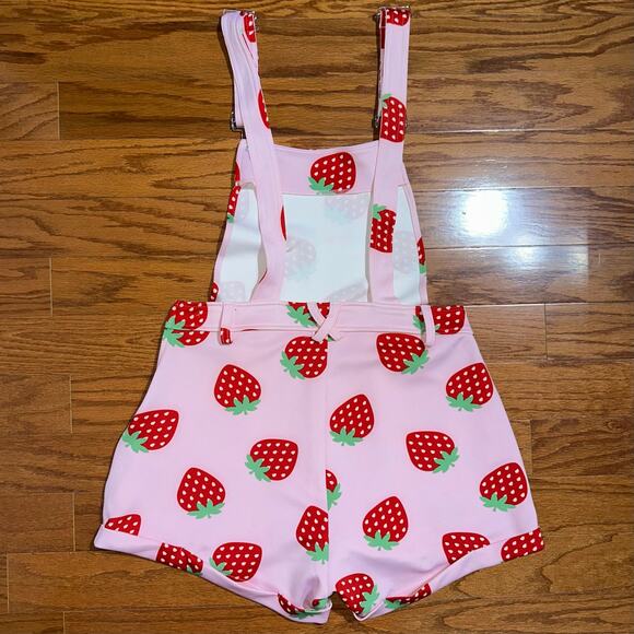 Hot Topic Pink Strawberry Print Shortalls Size Medium - Picture 9 of 12